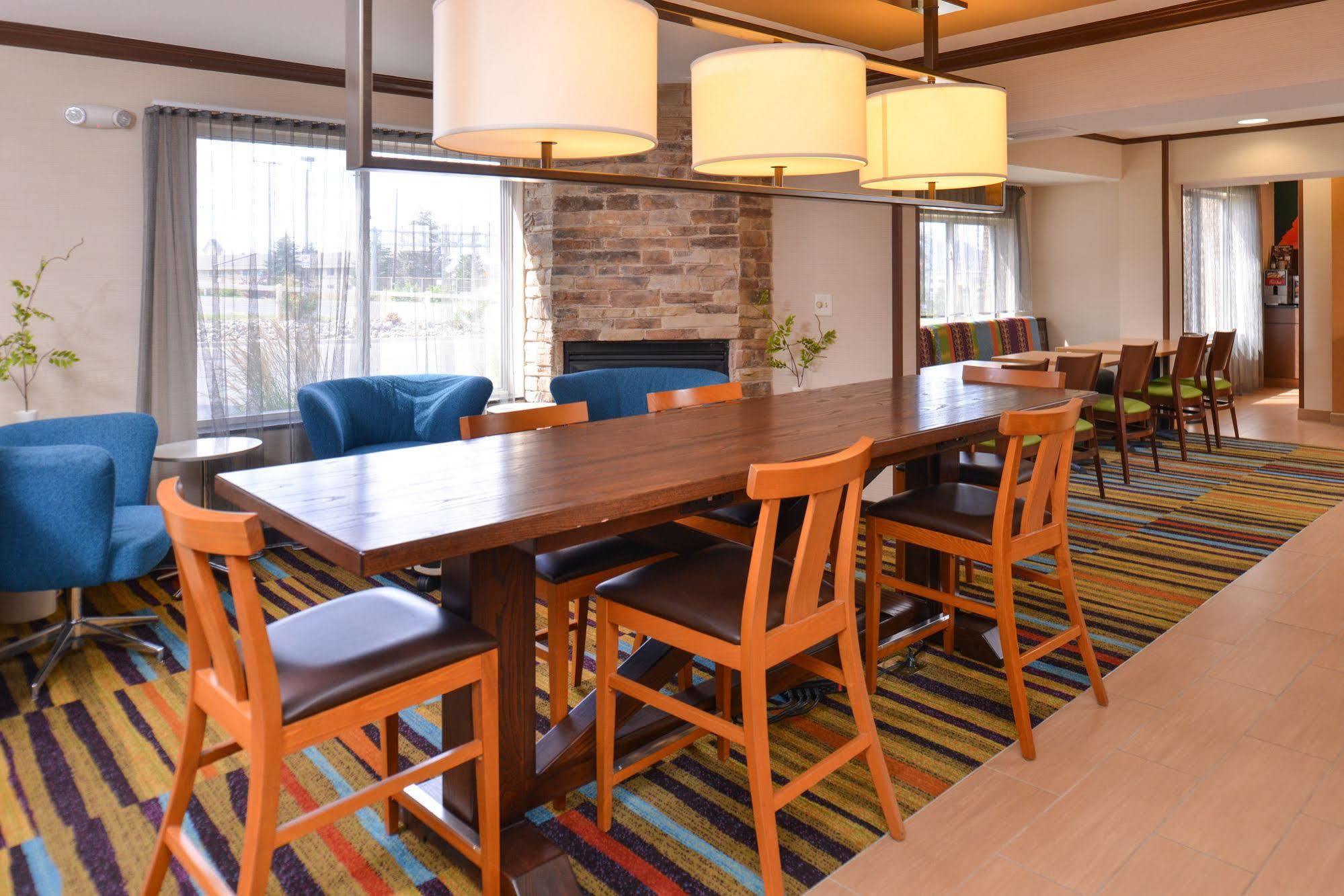Fairfield Inn & Suites By Marriott Helena Ngoại thất bức ảnh